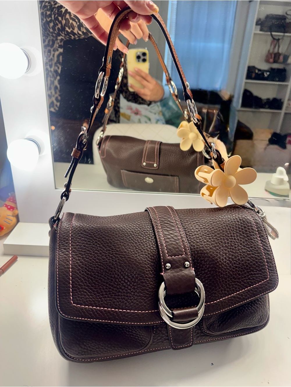 Classic coach Leather Shoulder Bag in Dark Brown